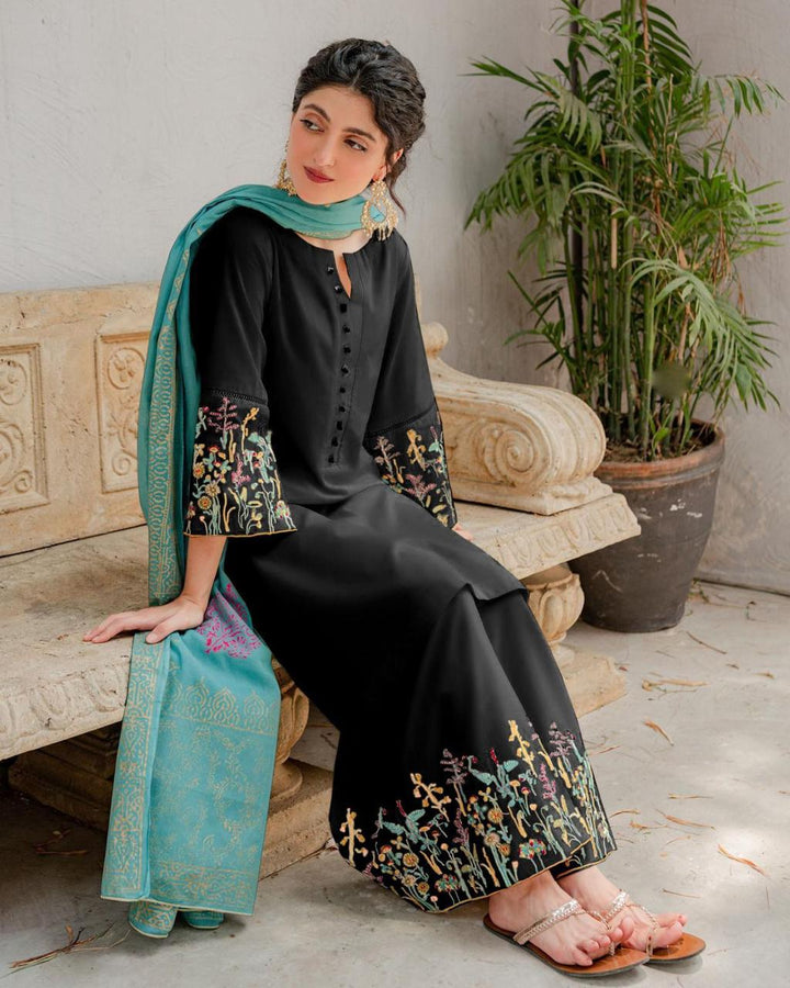 Printed Lawn Heavy  Embroidered Trouser