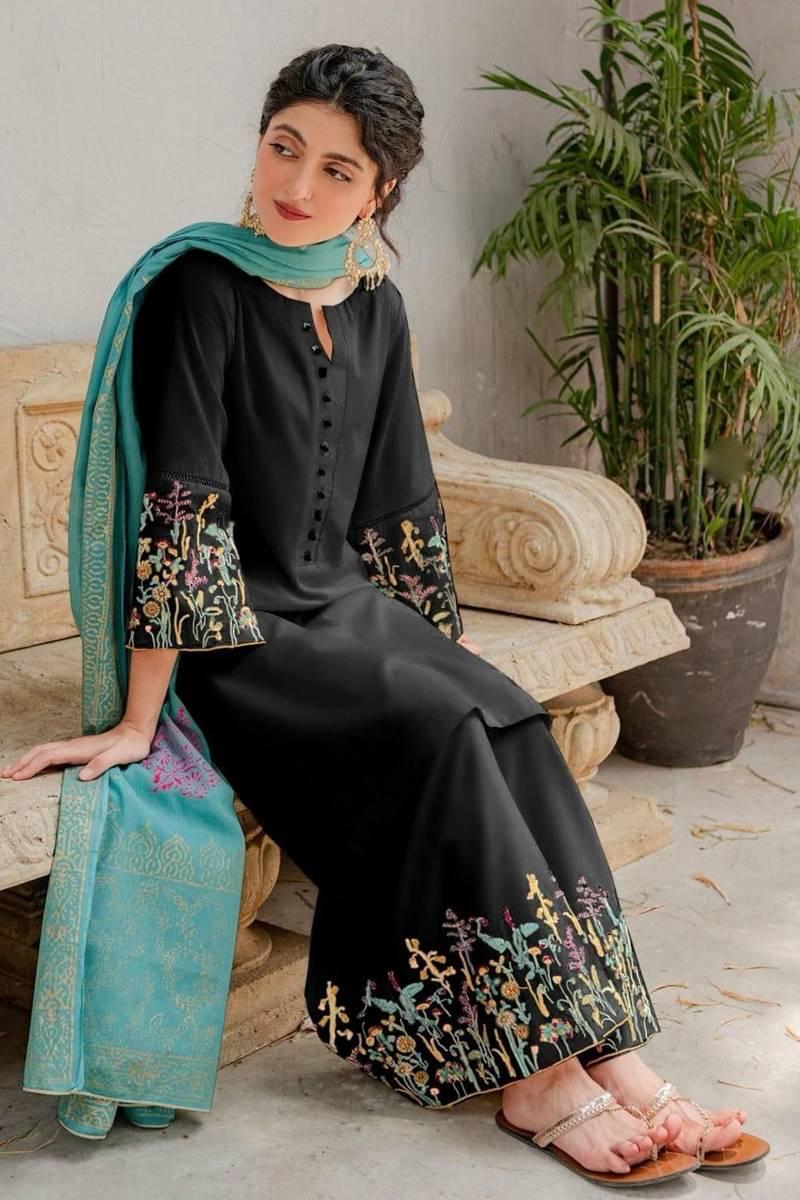 Printed Lawn Heavy  Embroidered Trouser